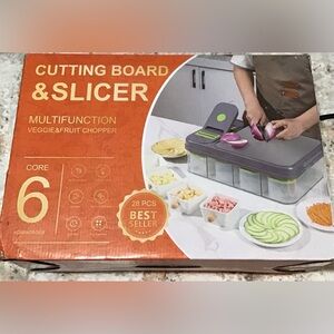 NEW Multifunction Cutting Board, Slicer, 4 Storage Containers, Veggie Choper